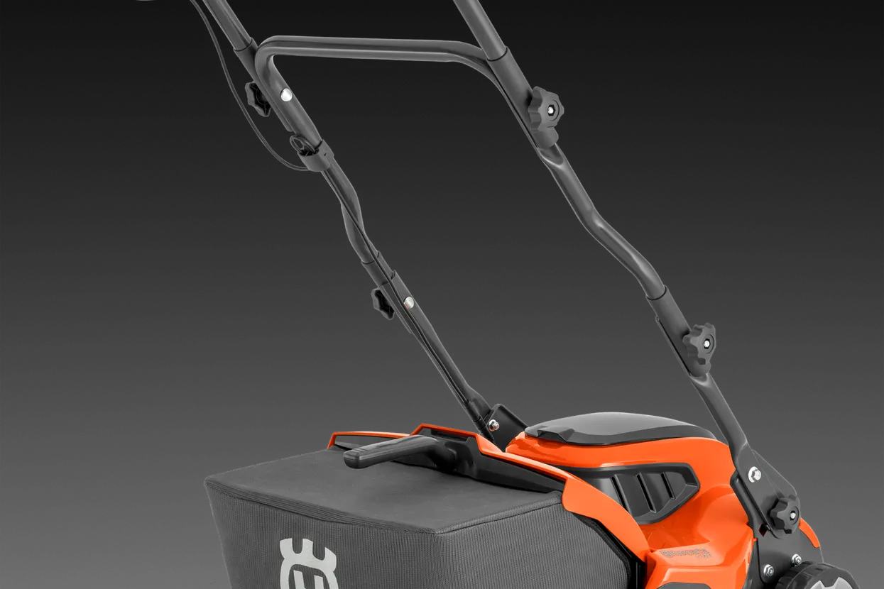 HUSQVARNA S138C VERTIKUTIERER